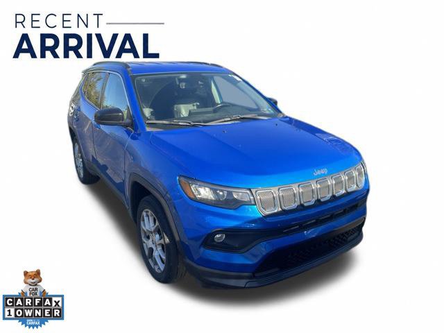 Used 2022 Jeep Compass Latitude AWD/4WD image 2