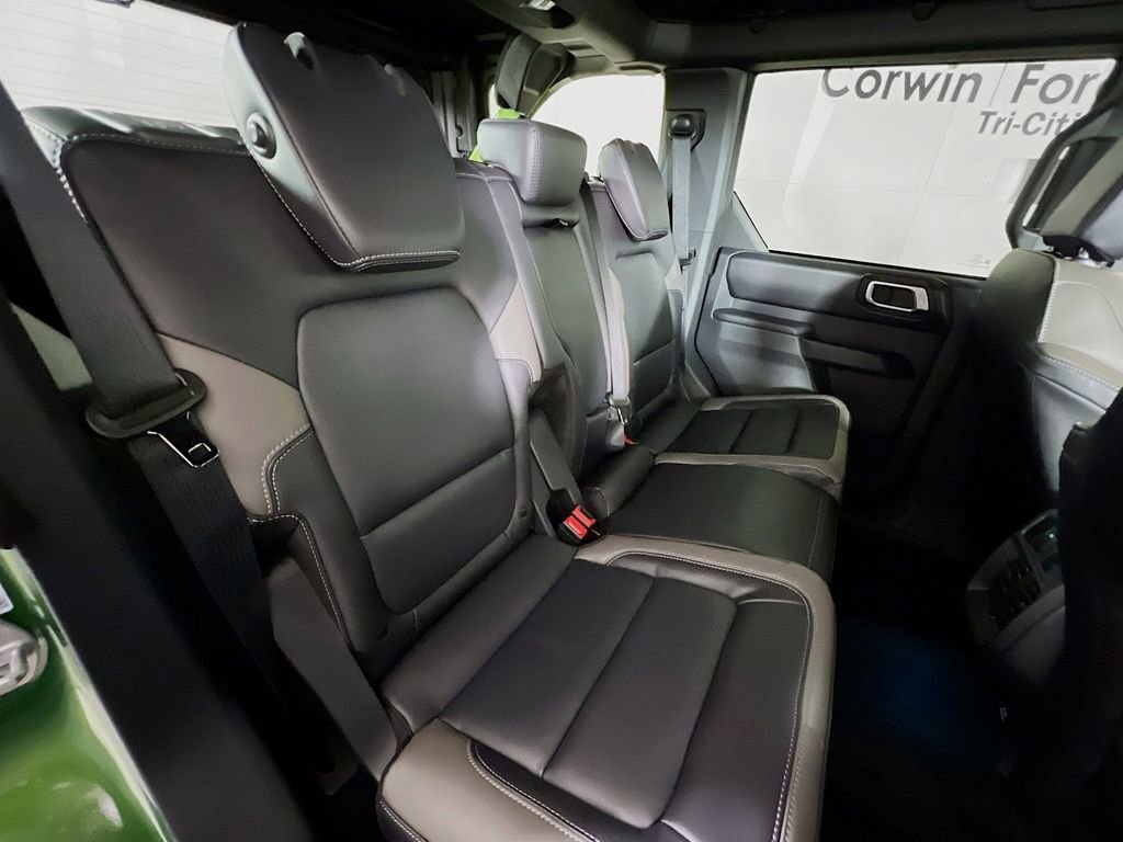 New 2025 Ford Bronco Outer Banks image 16
