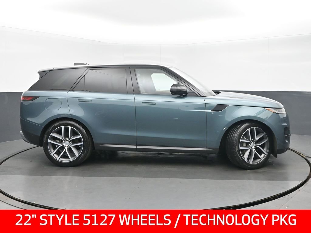 Used 2023 Land Rover Range Rover Sport SE AWD/4WD image 2