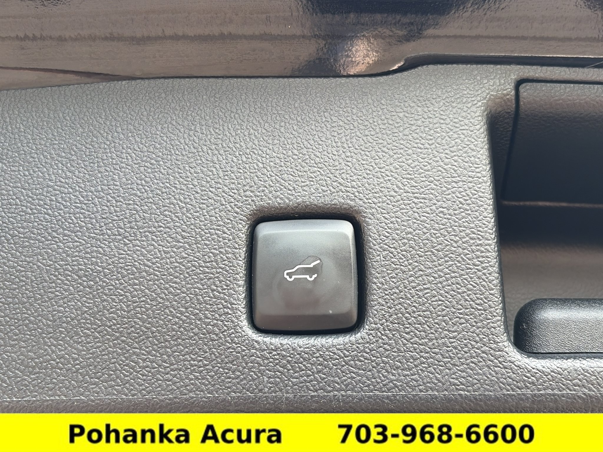 Used 2021 Ford Escape Titanium w/ Titanium Elite Package AWD/4WD image 25