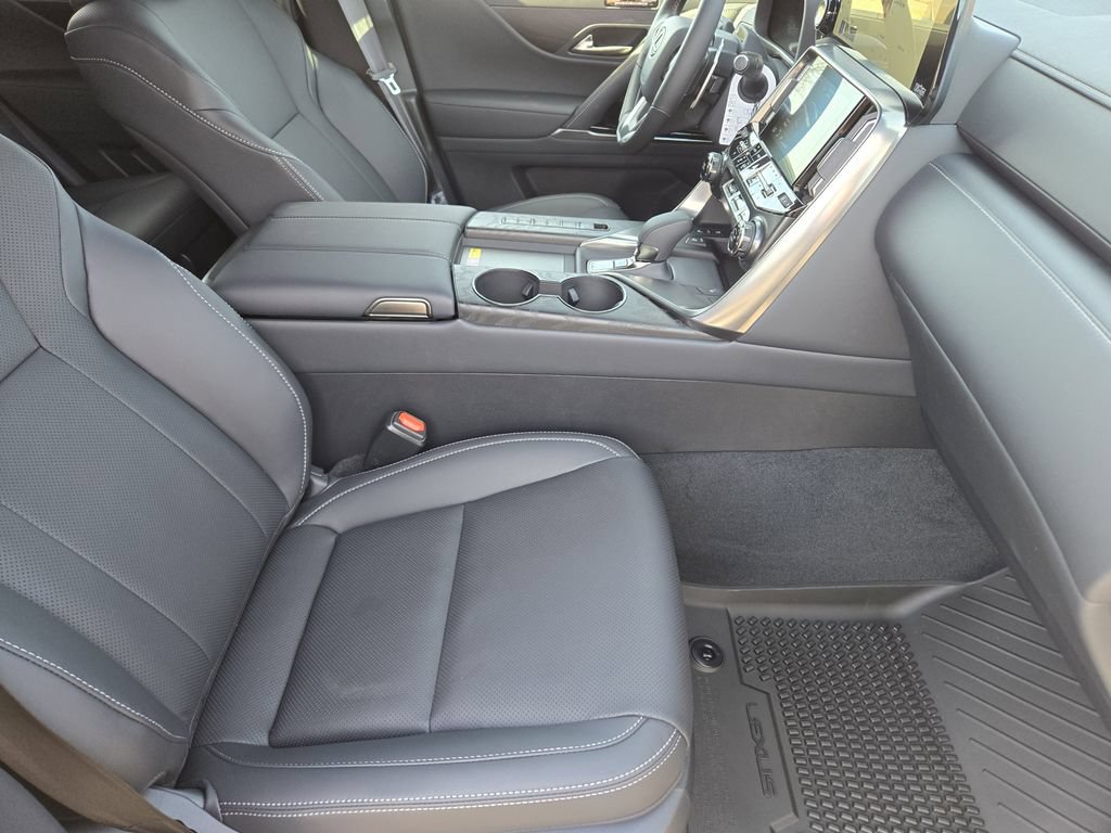 New 2026 Lexus LX 700h Luxury w/ Appearance Package AWD/4WD image 10