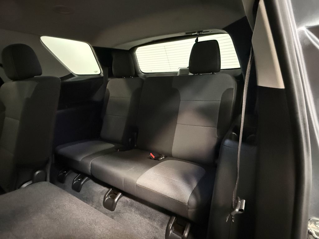 Used 2020 Chevrolet Traverse LS image 49
