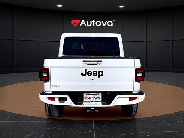 Used 2023 Jeep Gladiator Overland image 3