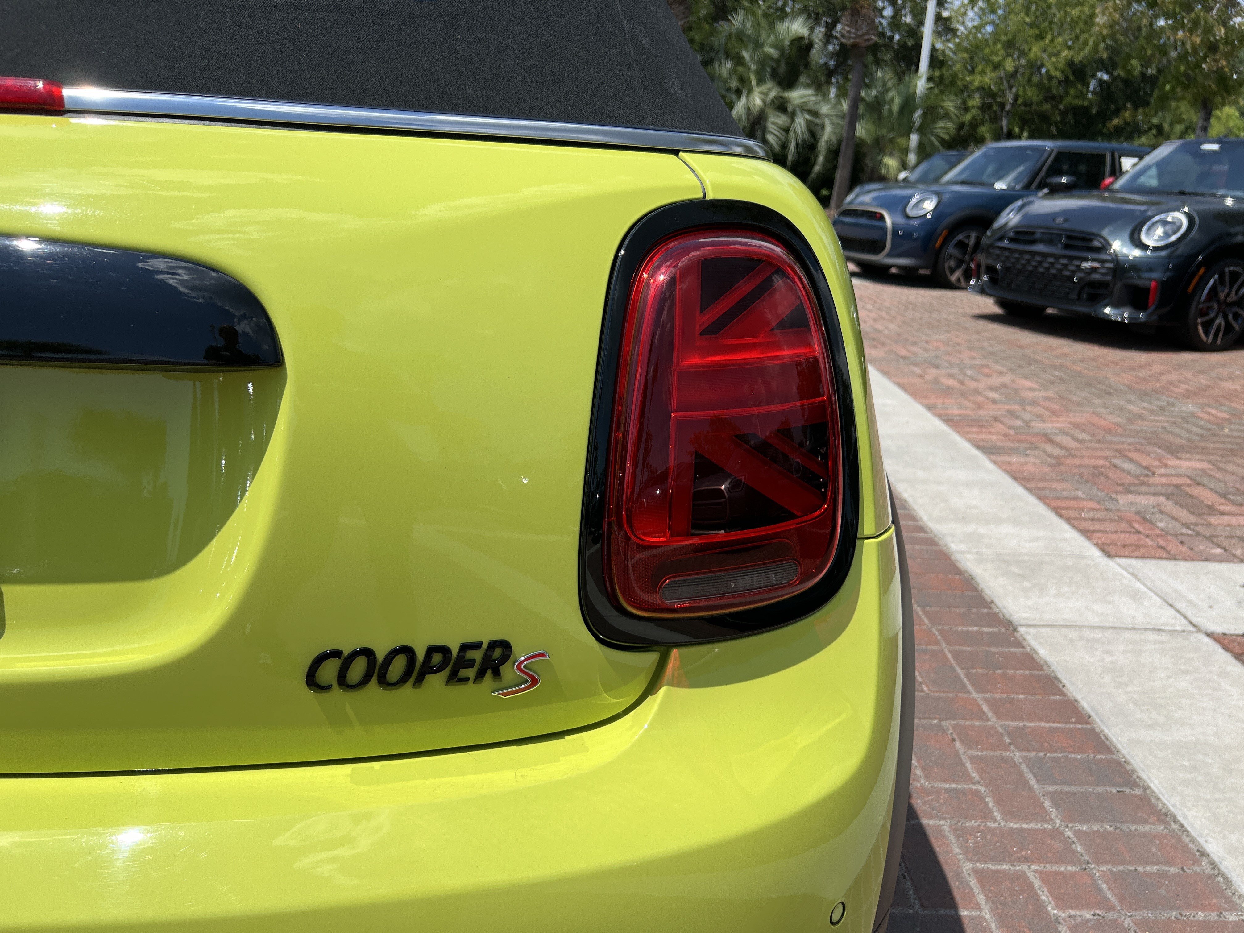 Certified 2024 MINI Cooper S FWD image 39