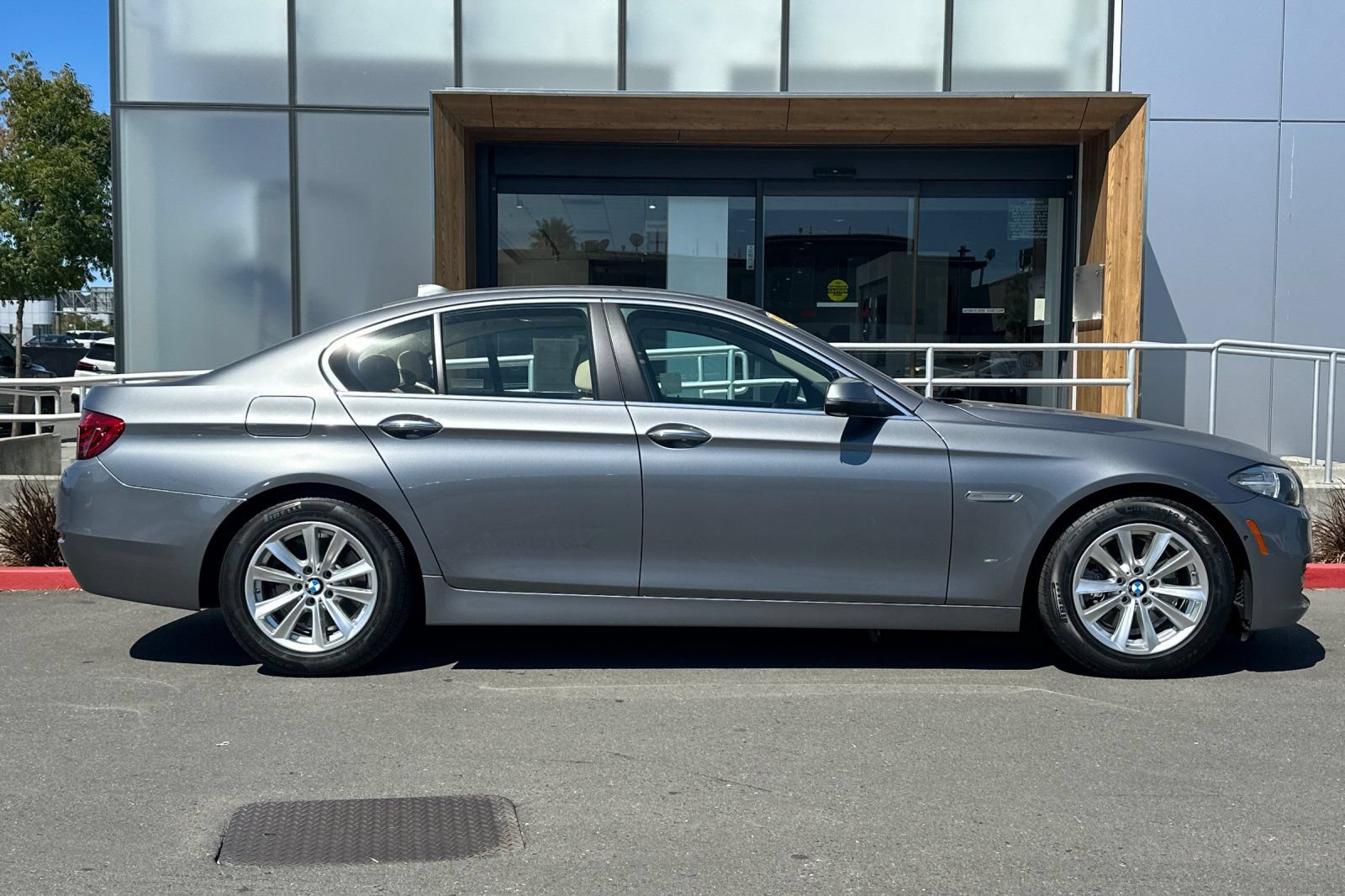 Used 2014 BMW 528i Sedan RWD image 8