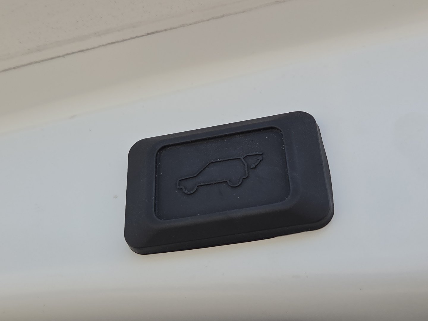 Used 2025 Toyota RAV4 Limited w/ Weather Package AWD/4WD image 20