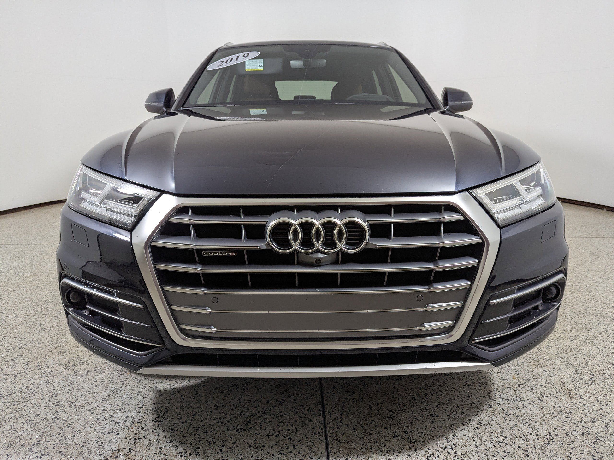 Used 2019 Audi Q5 Prestige AWD/4WD image 2