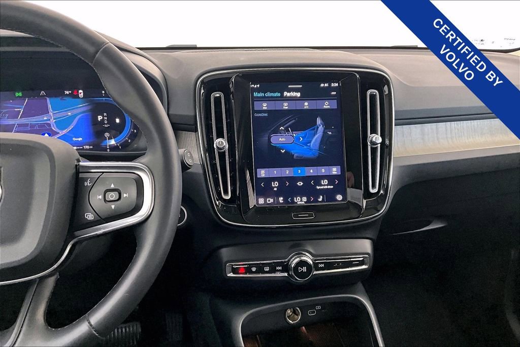 Certified 2023 Volvo XC40 B5 Ultimate w/ Protection Package Premier image 9