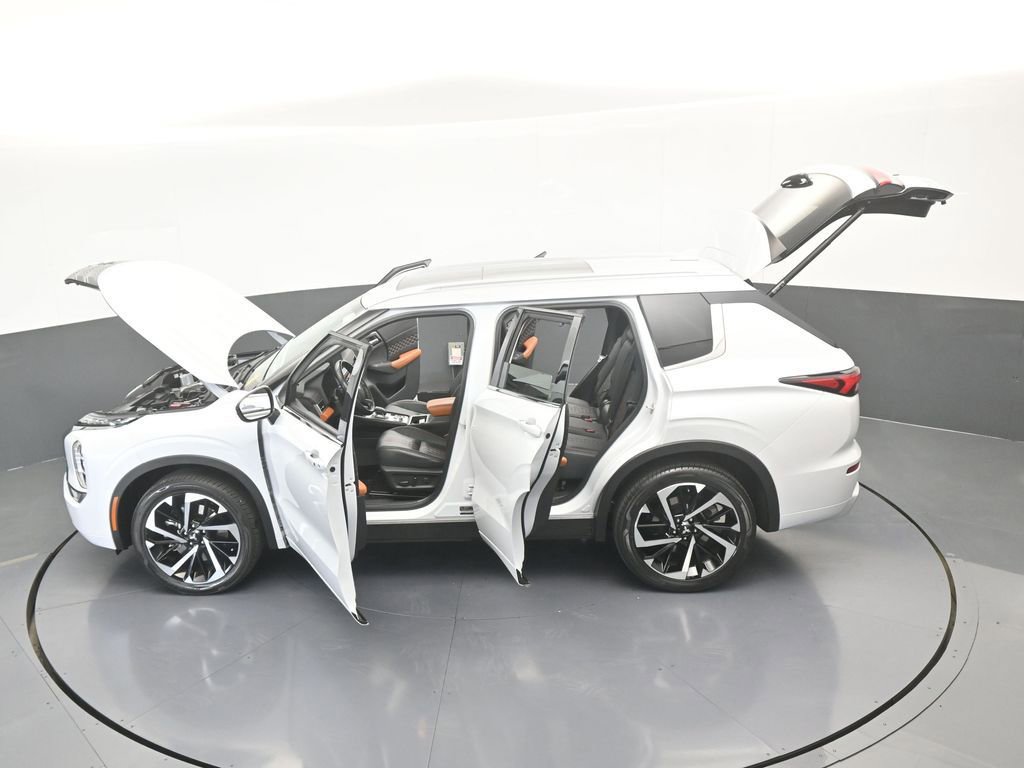 Used 2022 Mitsubishi Outlander SEL image 77