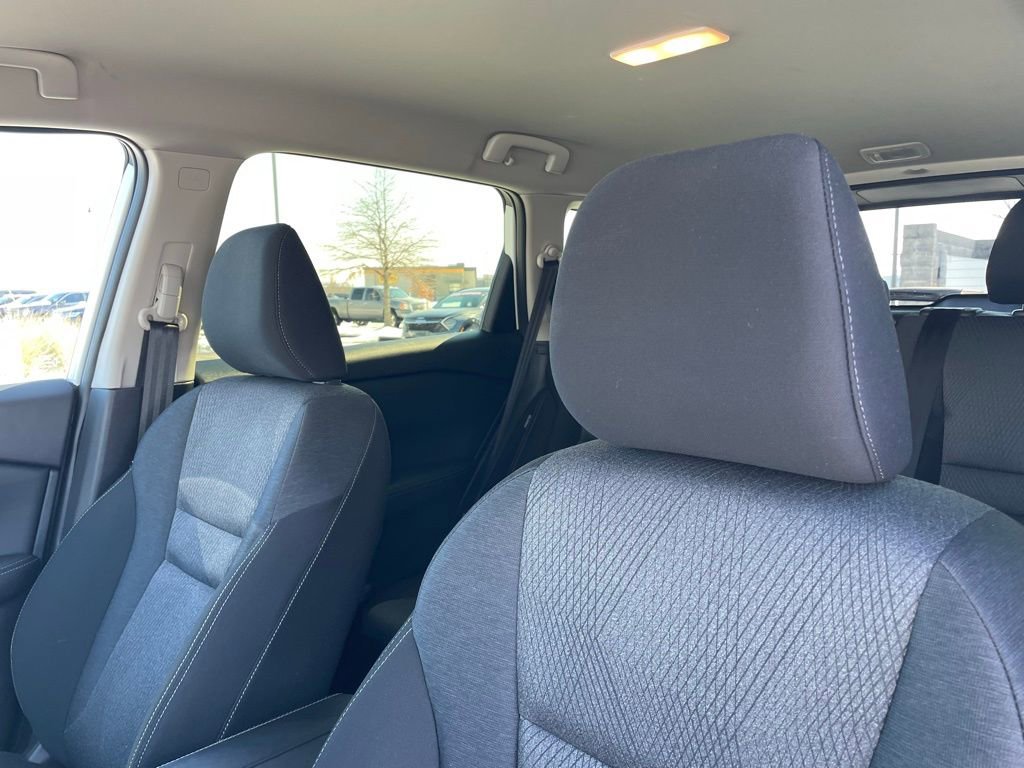 Used 2025 Nissan Rogue SV image 23