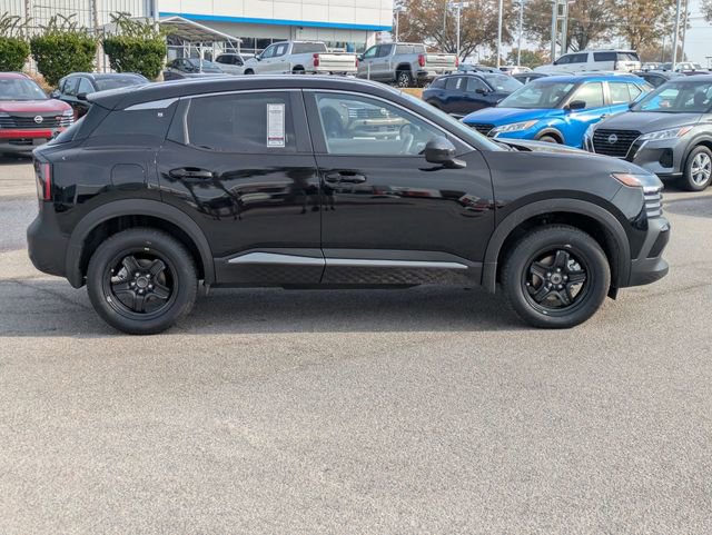 New 2026 Nissan Kicks SV FWD image 2