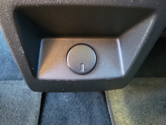 Used 2015 GMC Terrain SLT w/ Safety Package image 18