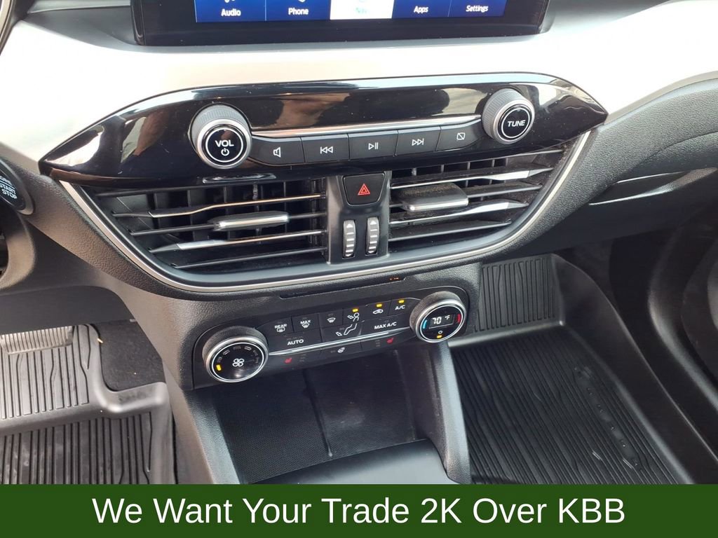 Used 2020 Ford Escape SEL image 20