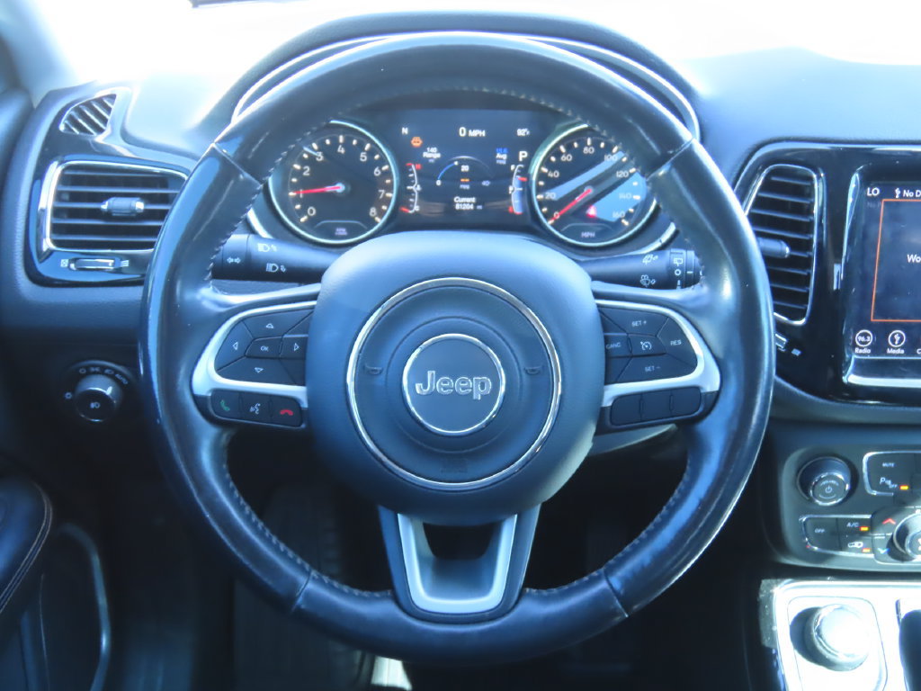 Used 2018 Jeep Compass Limited w/ Navigation Group AWD/4WD image 6