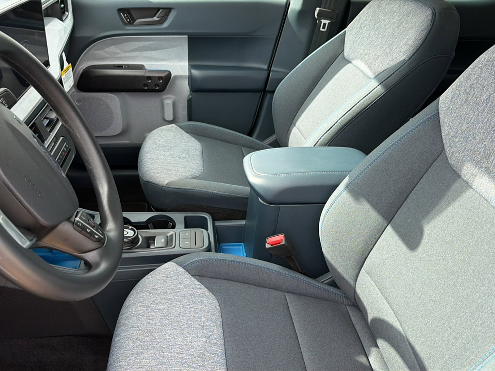 Used 2025 Ford Maverick XLT w/ Equipment Group 302A image 17