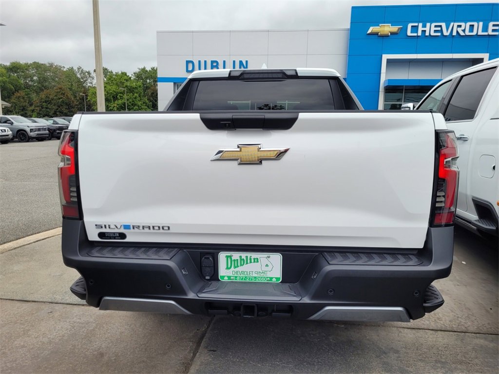 New 2026 Chevrolet Silverado EV LT image 7