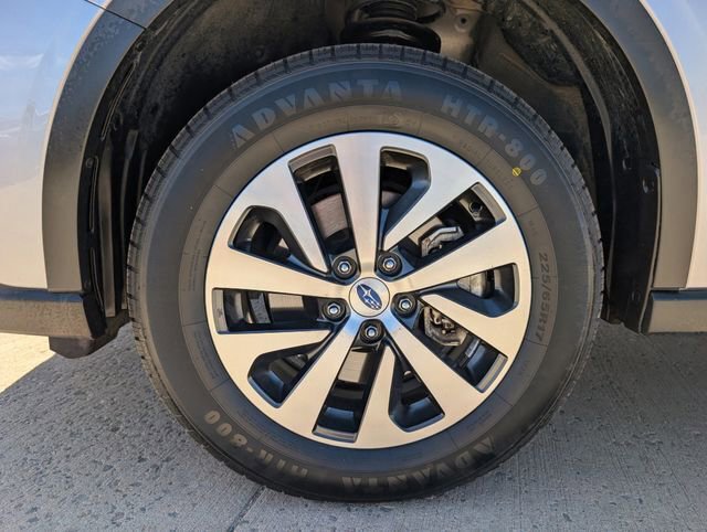 Used 2022 Subaru Outback Premium AWD/4WD image 12