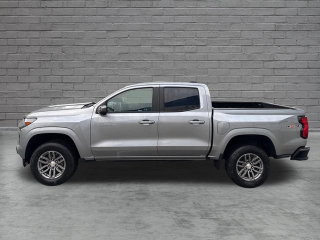 Used 2024 Chevrolet Colorado LT AWD/4WD image 4