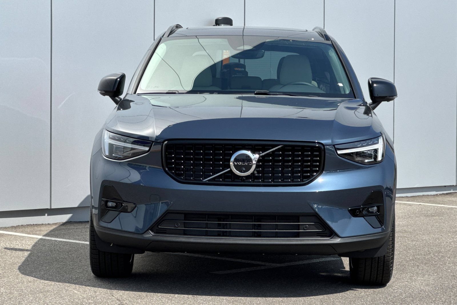 New 2026 Volvo XC40 B5 Ultra w/ Climate Package AWD/4WD image 8