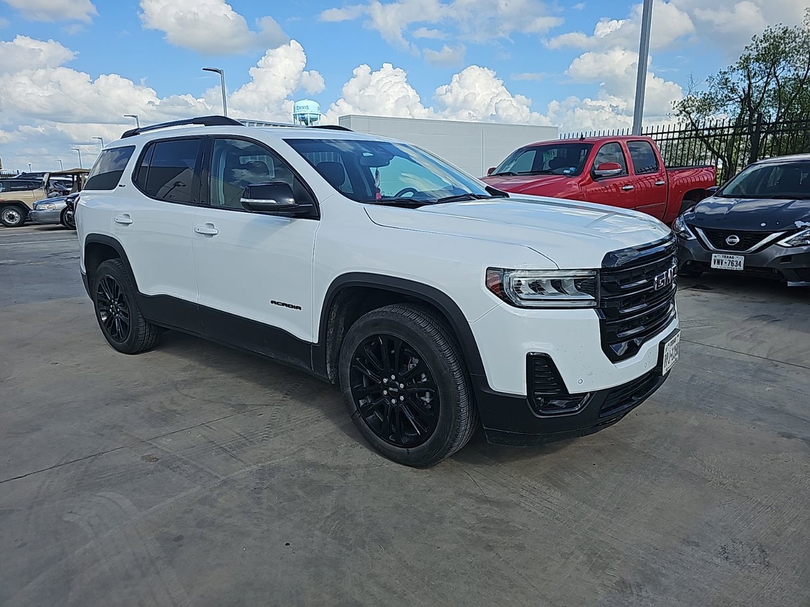 Used 2022 GMC Acadia SLT w/ Elevation Edition