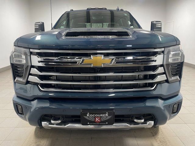 New 2026 Chevrolet Silverado 3500 High Country w/ Technology Package image 2