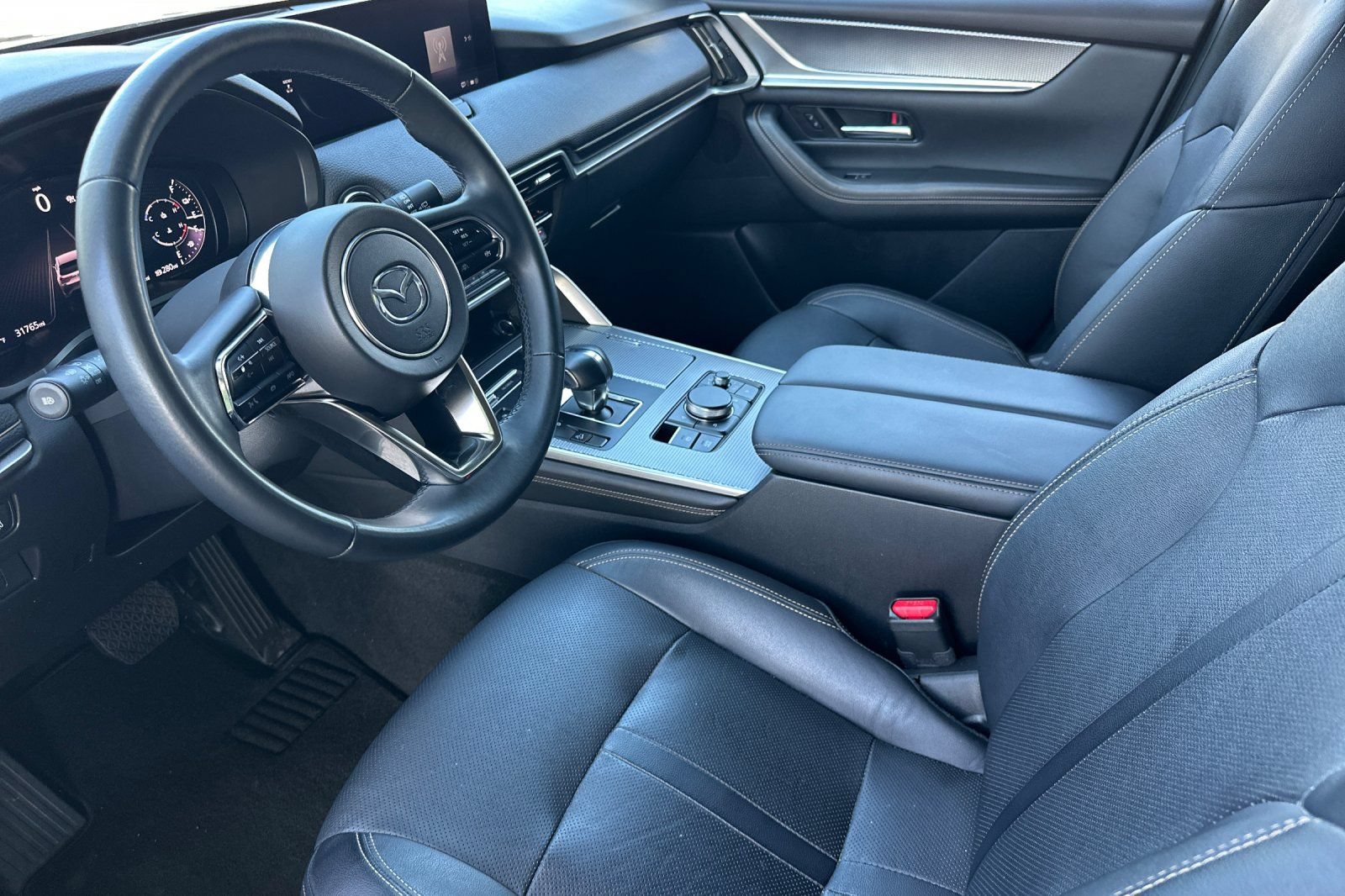 Certified 2025 MAZDA CX-70 Plug-In Hybrid w/ Premium Pkg AWD/4WD image 10
