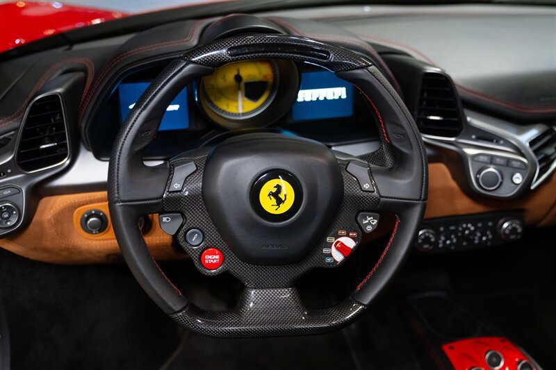 Used 2015 Ferrari 458 Spider RWD image 28