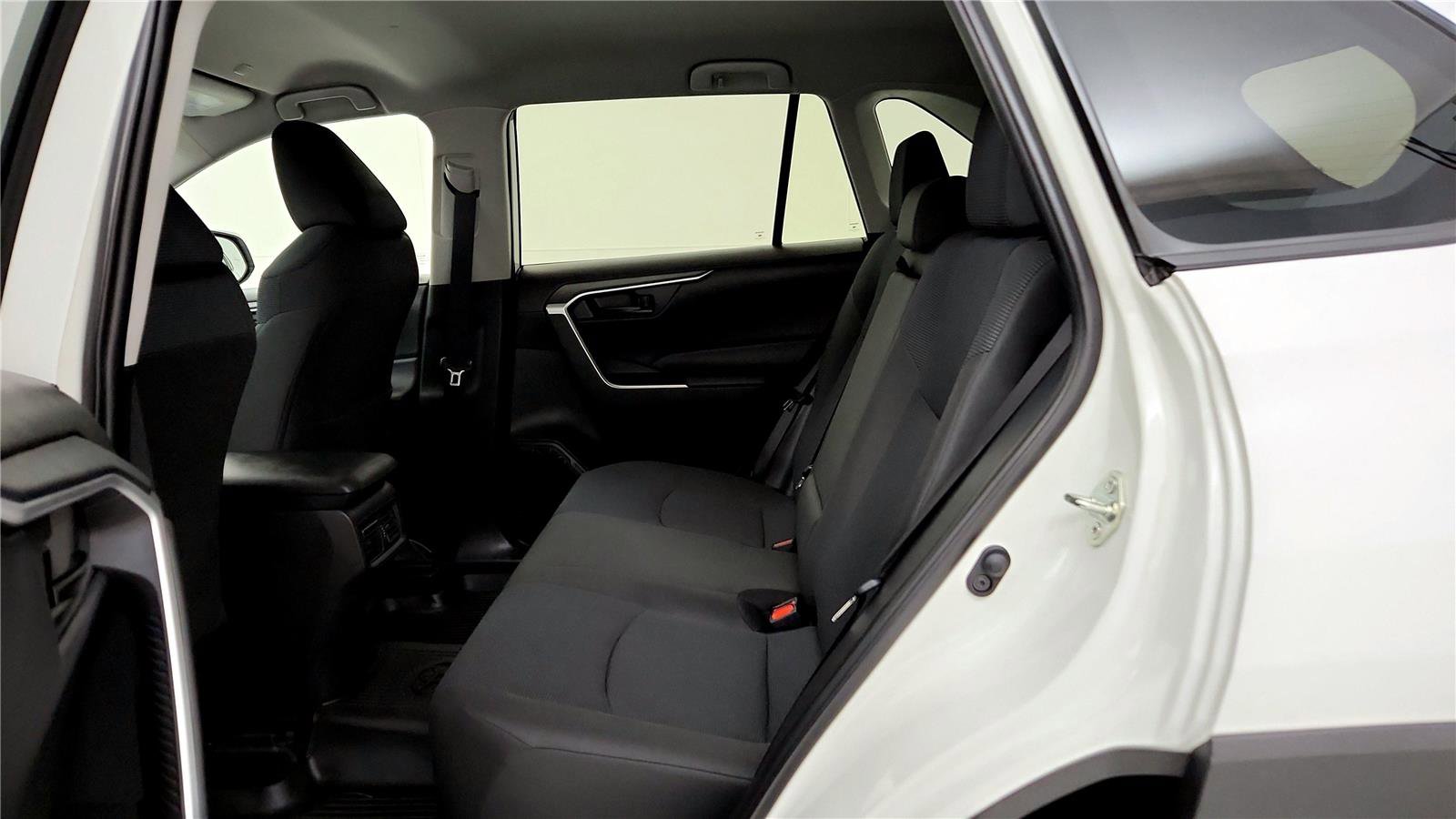 Certified 2025 Toyota RAV4 LE image 21