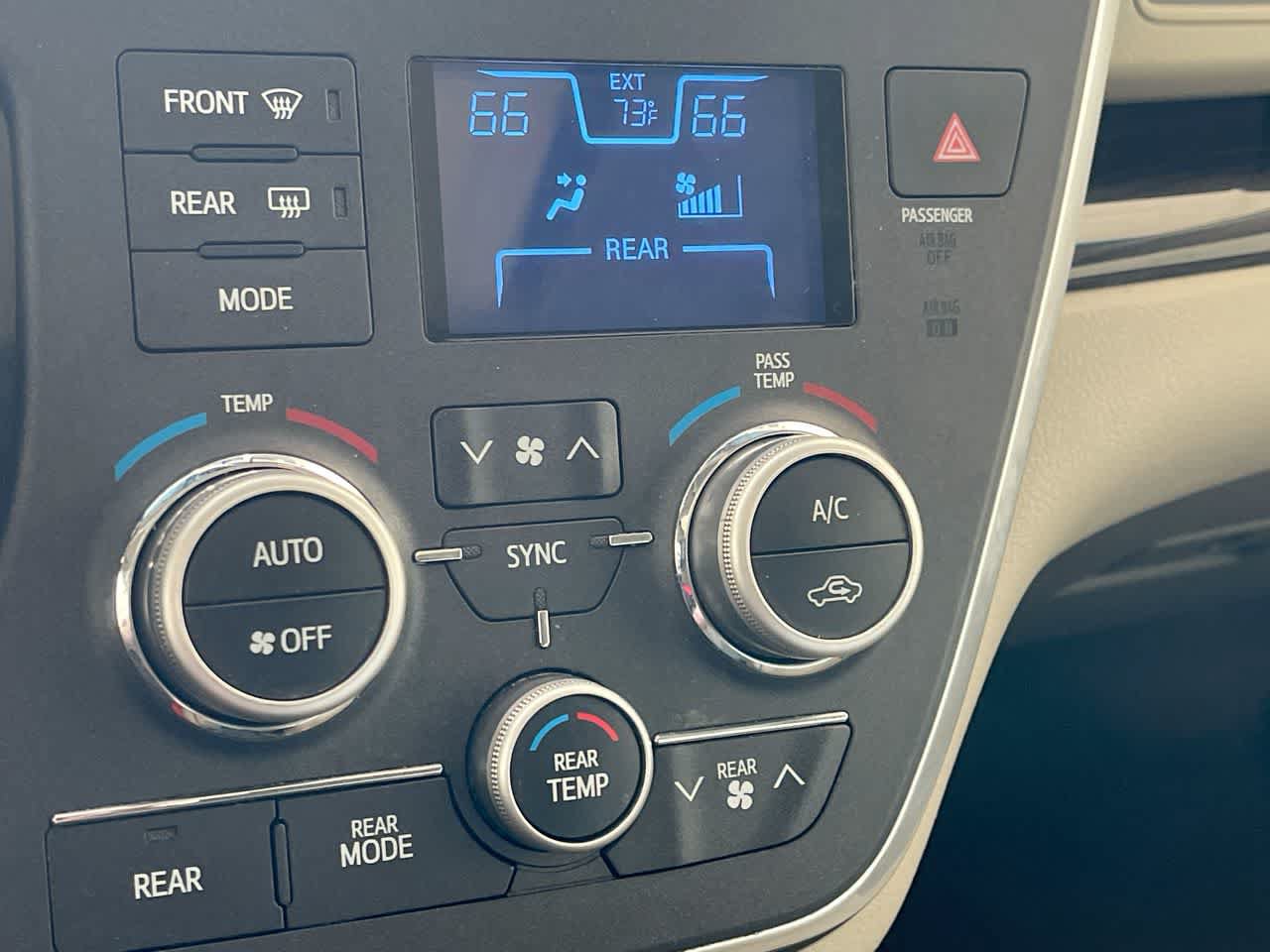 Used 2015 Toyota Sienna XLE w/ XLE Navigation Package AWD/4WD image 19