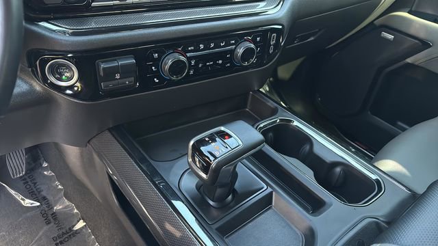 Used 2024 Chevrolet Silverado 1500 ZR2 w/ Technology Package image 15