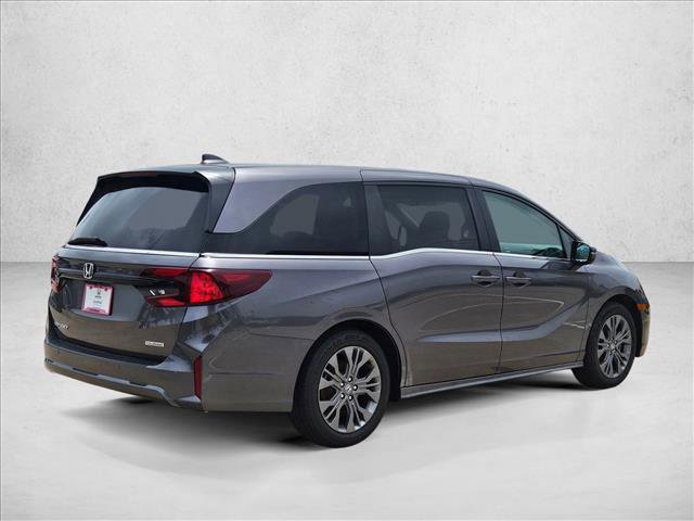 Used 2026 Honda Odyssey Touring image 5