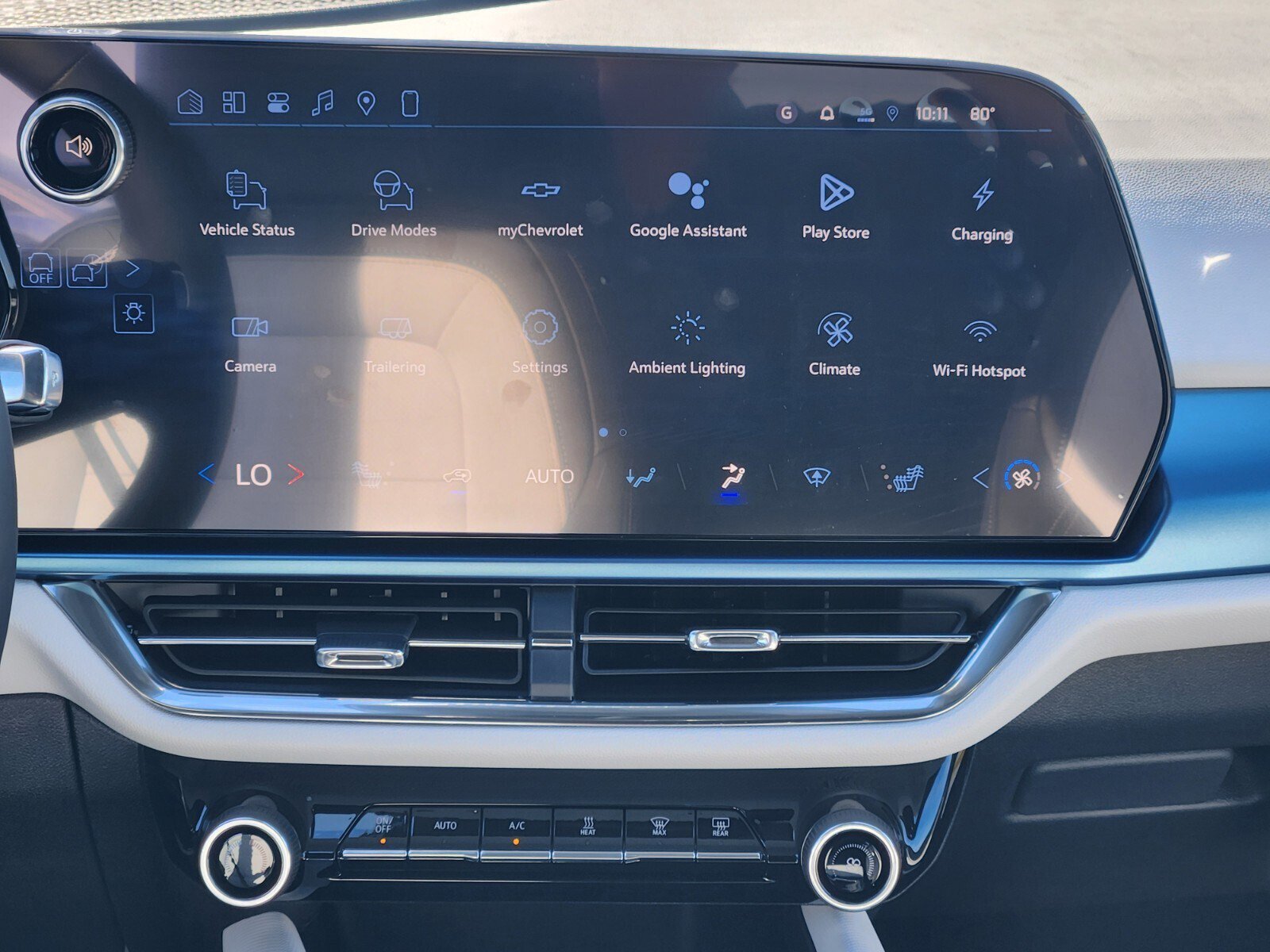 New 2026 Chevrolet Equinox EV LT image 9