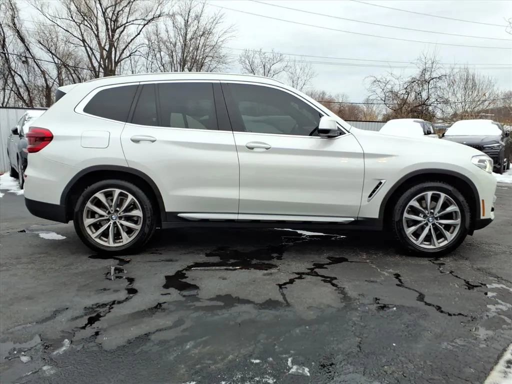 Used 2019 BMW X3 xDrive30i w/ Convenience Package image 2