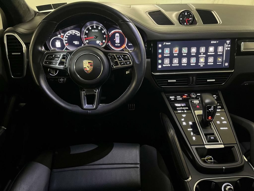 Certified 2023 Porsche Cayenne Turbo AWD/4WD image 27