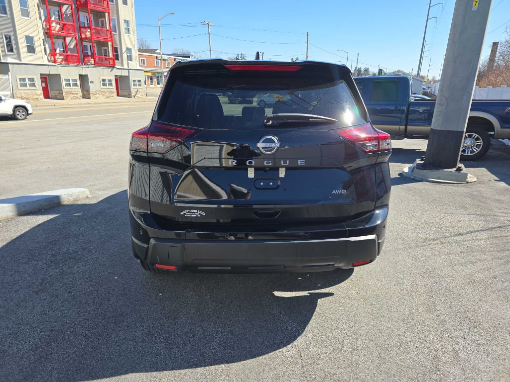 Used 2026 Nissan Rogue S image 7