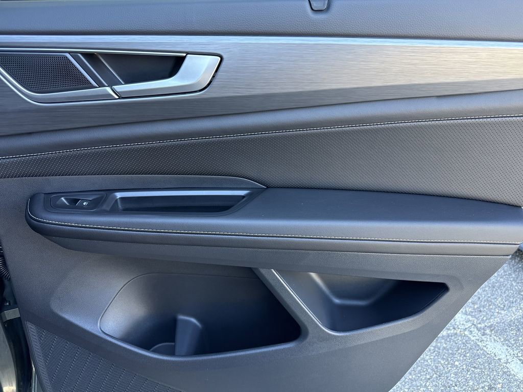 New 2026 Volkswagen Atlas Cross Sport SE image 34