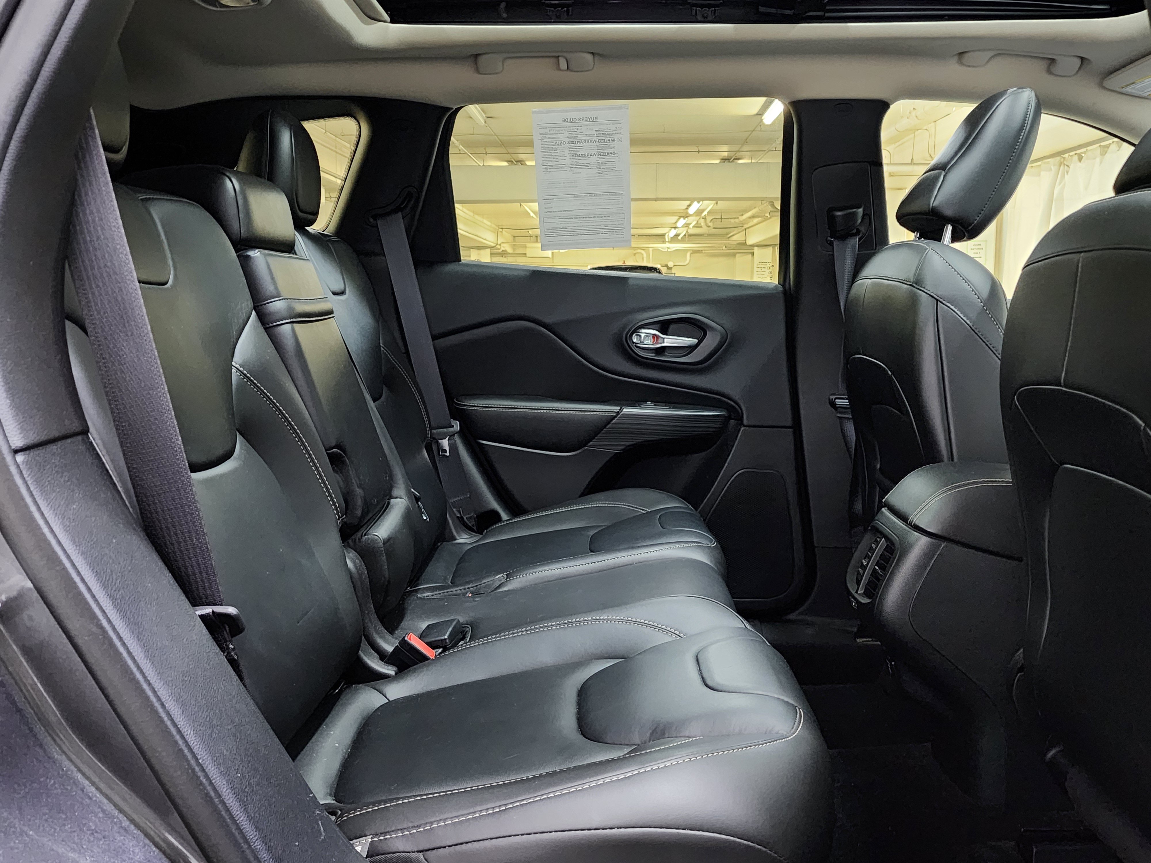 Used 2015 Jeep Cherokee Limited AWD/4WD image 20