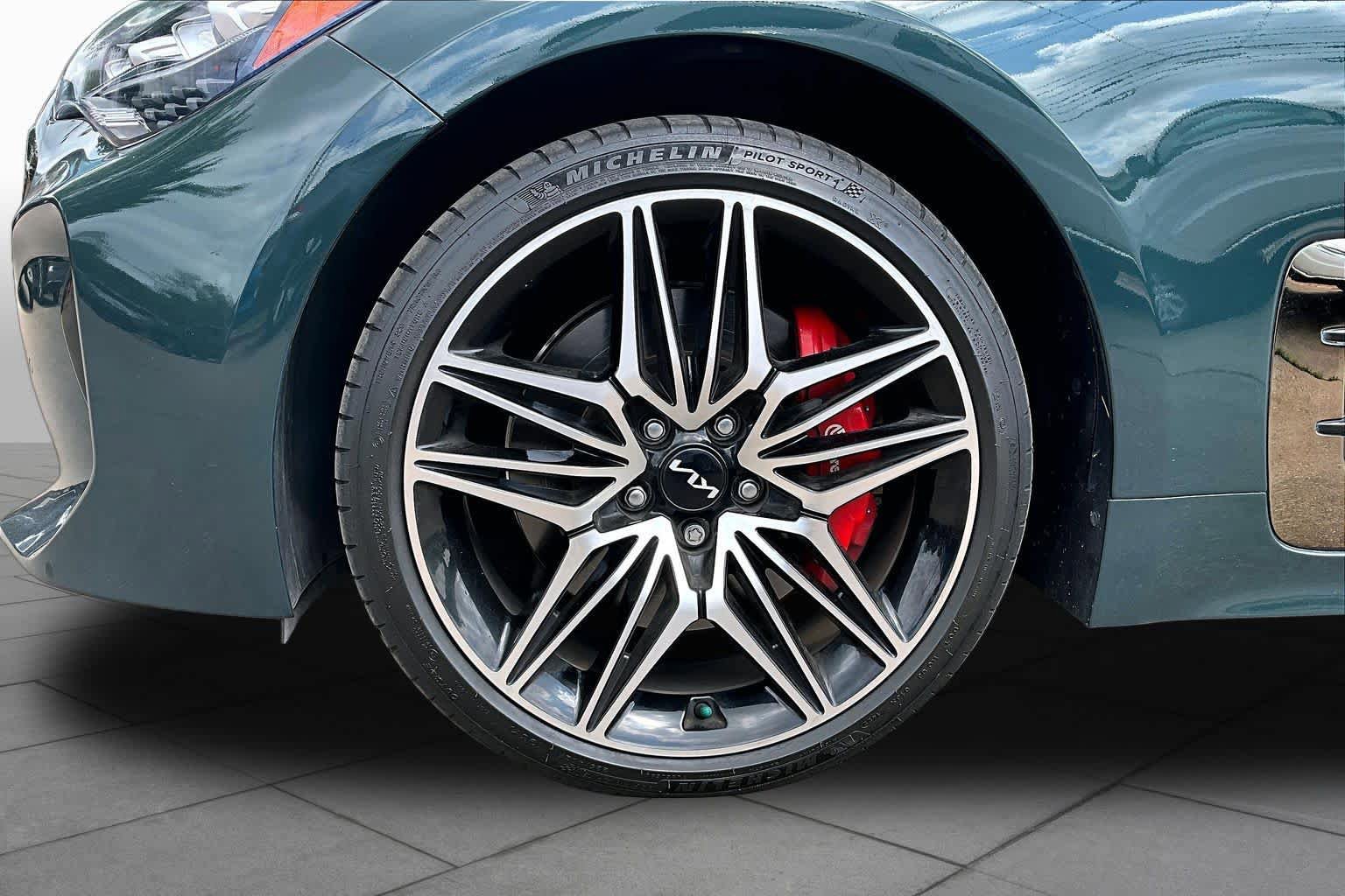 Used 2023 Kia Stinger GT2 image 11