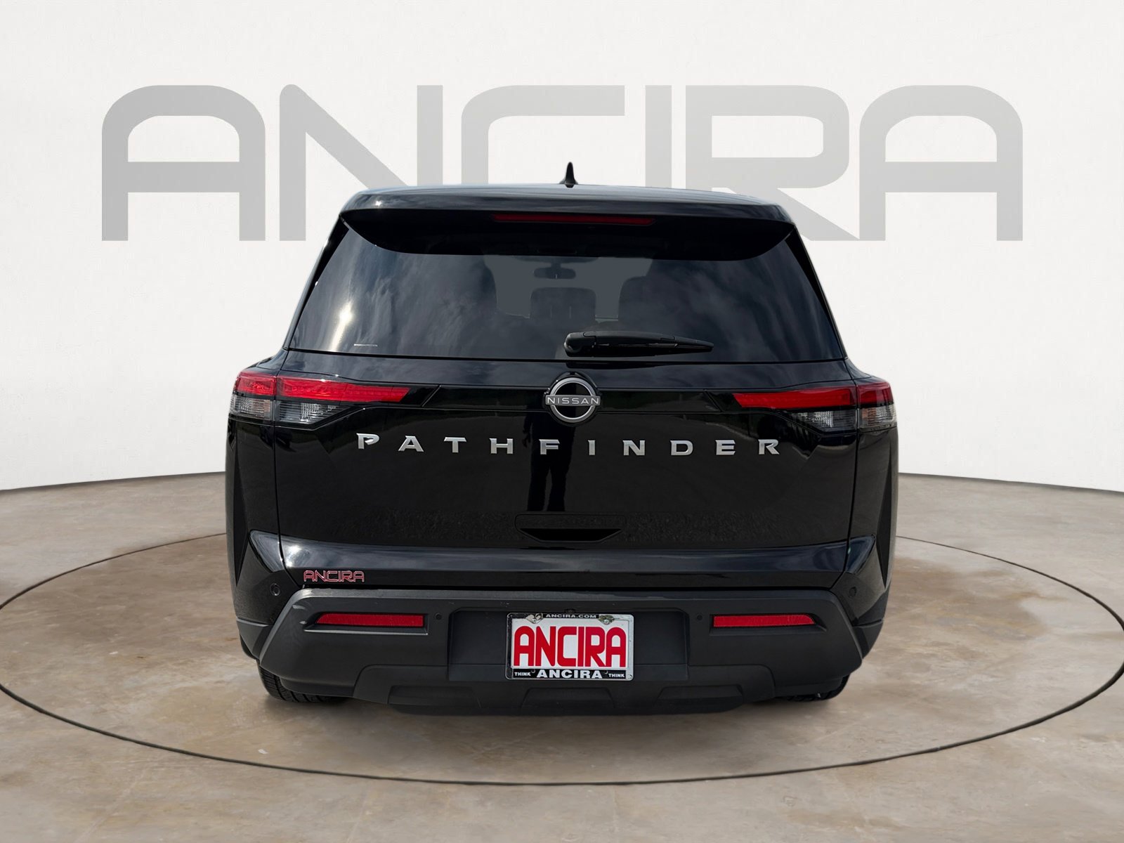 Used 2023 Nissan Pathfinder S FWD image 11