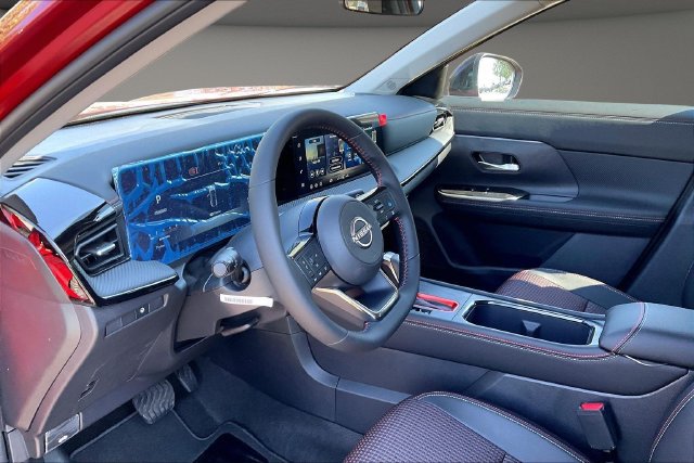 New 2027 Nissan Kicks SR AWD/4WD image 7