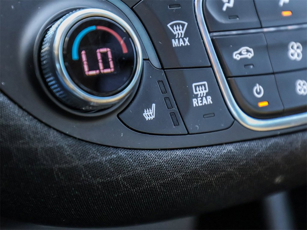 Used 2024 Chevrolet Malibu LT image 31