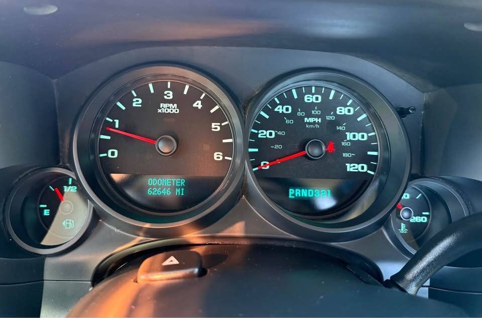 Used 2009 GMC Sierra 1500 W/T RWD image 9