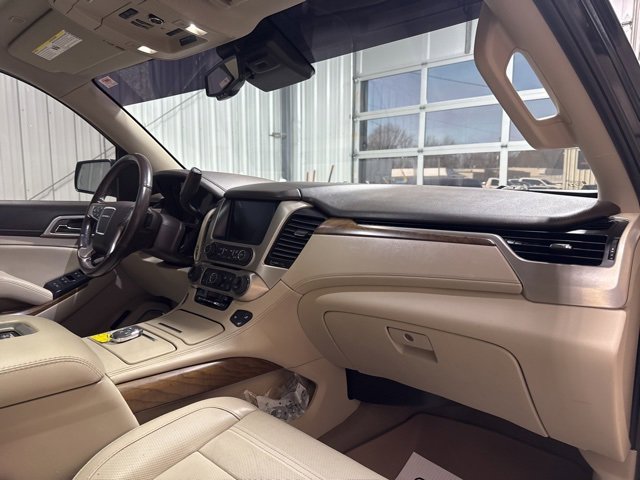 Used 2020 GMC Yukon Denali w/ Open Road Package image 32