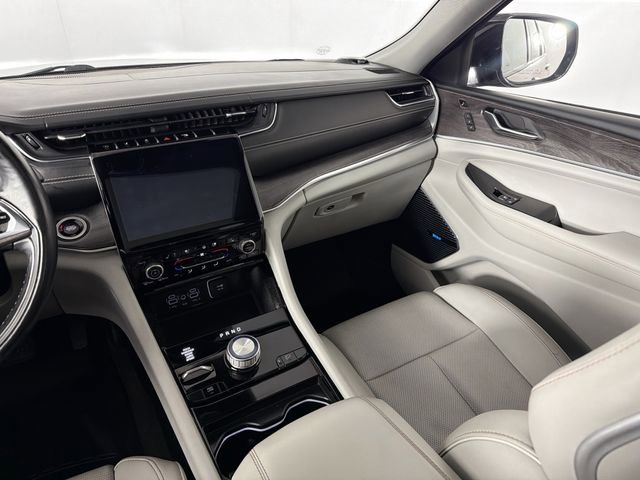 Used 2021 Jeep Grand Cherokee L Overland w/ Advanced Protech Group III image 25