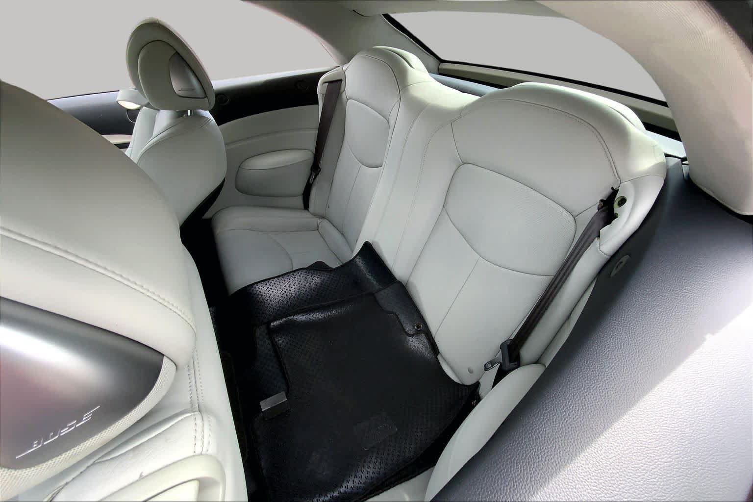 Used 2015 INFINITI Q60 Convertible w/ Premium Package RWD image 19