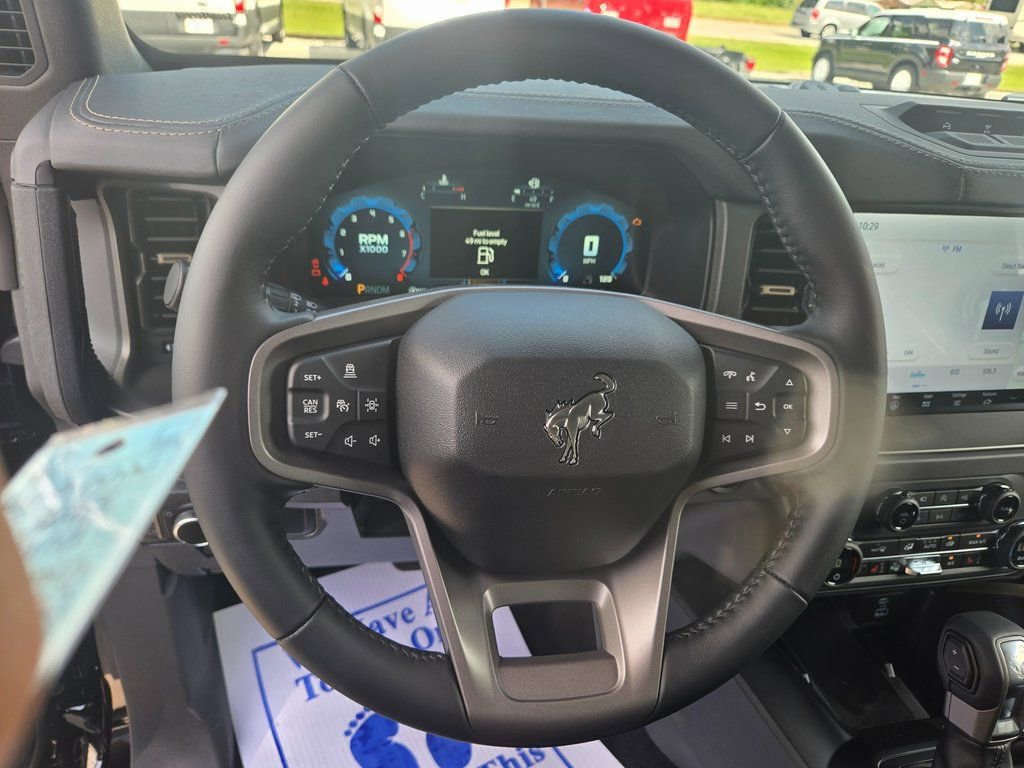 New 2025 Ford Bronco Badlands image 10