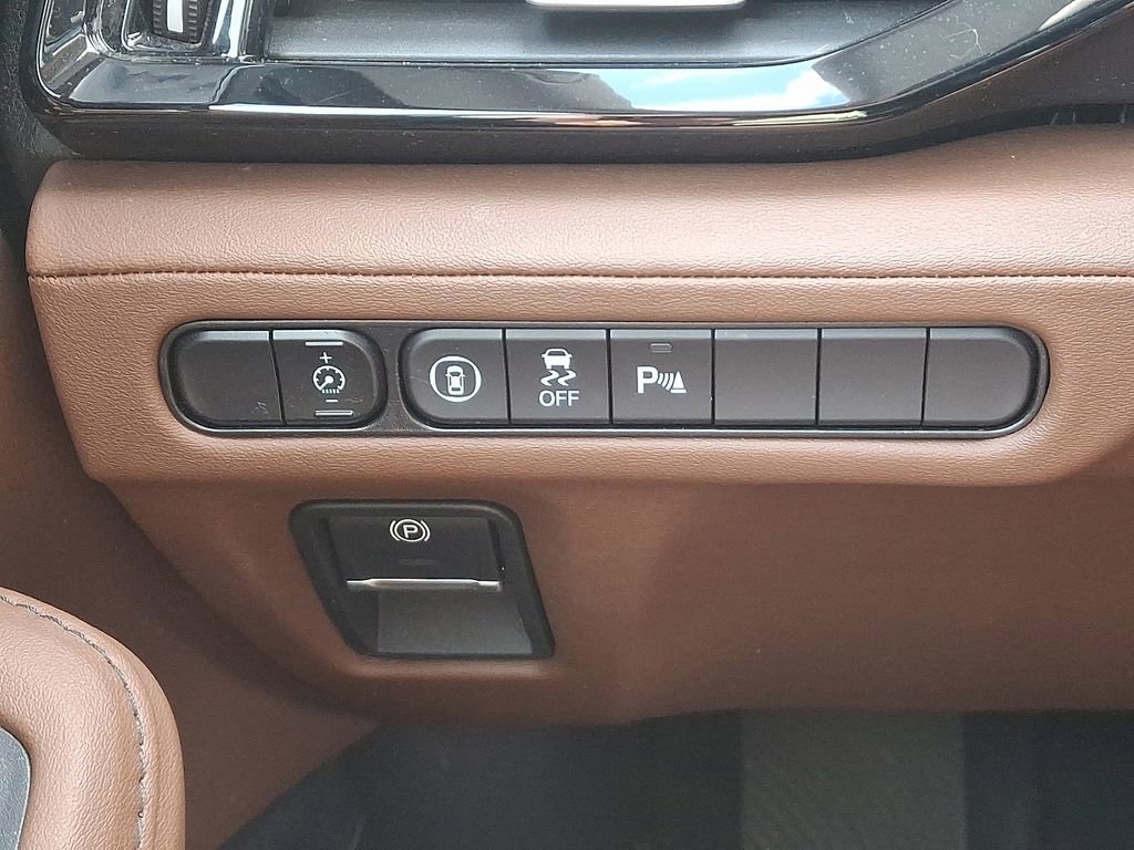 Certified 2023 Acura MDX SH-AWD w/ Technology Package image 24