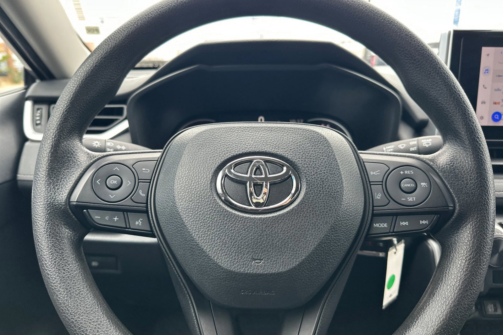 Used 2024 Toyota RAV4 LE image 22