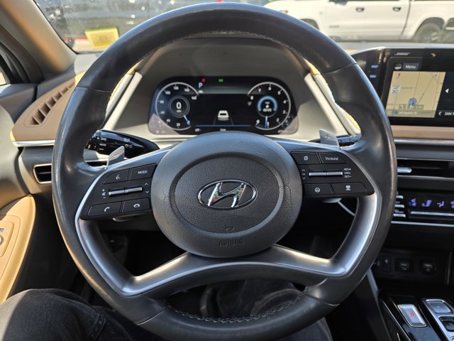 Used 2021 Hyundai Sonata Limited w/ Preferred Accessory Package FWD image 6