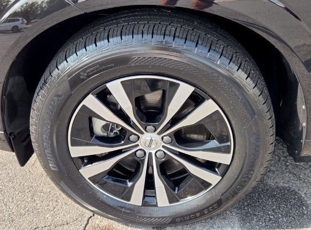Certified 2024 Volvo XC60 T8 Core AWD/4WD image 24